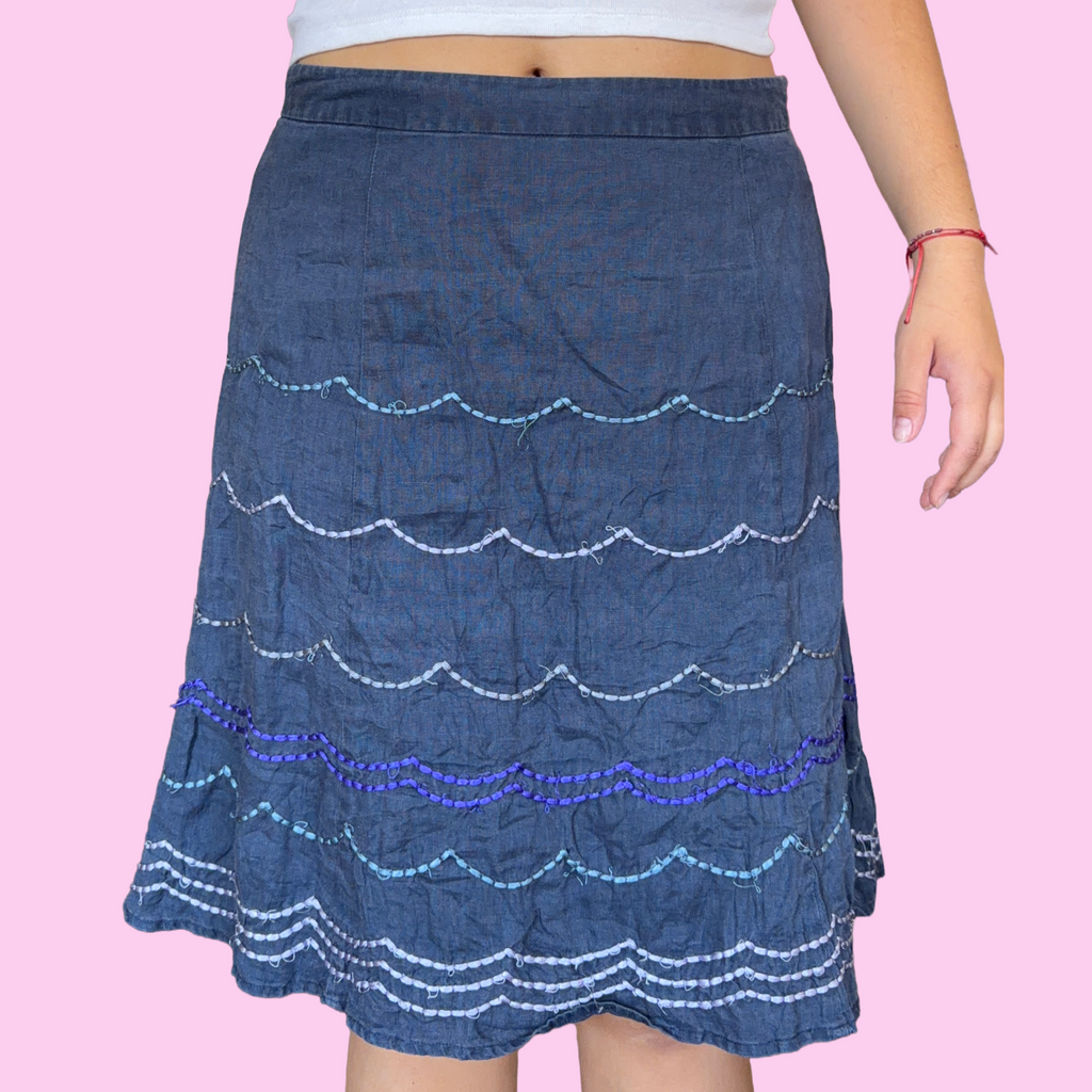 Vintage waves embroidered skirt
