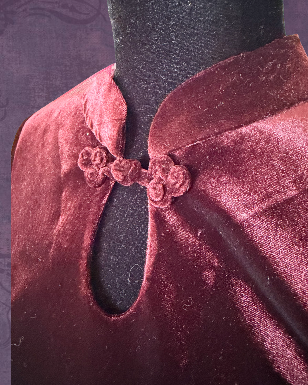 Romantic velvet keyhole tank