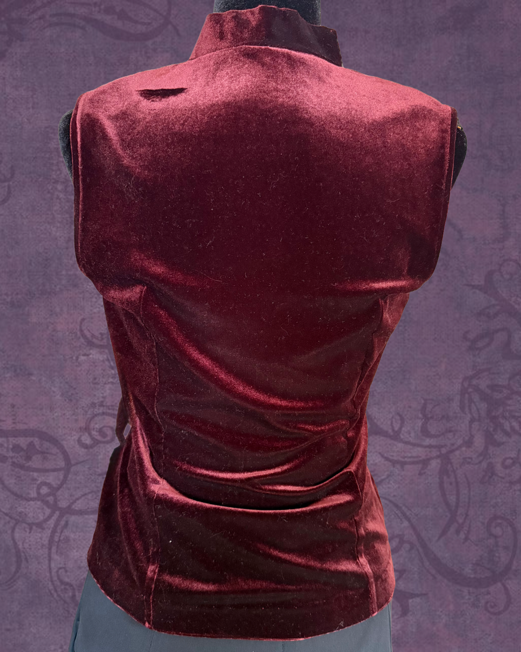 Romantic velvet keyhole tank