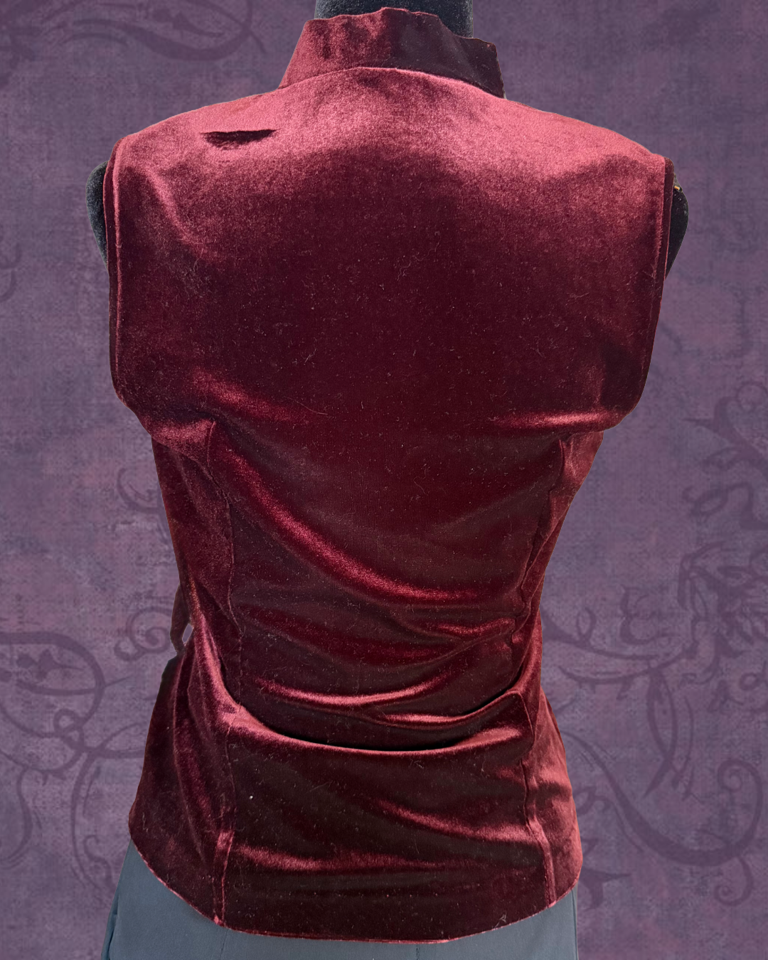 Romantic velvet keyhole tank